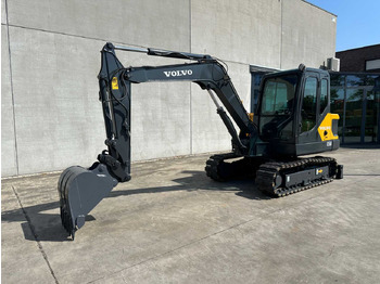 Kāpurķēžu ekskavators VOLVO EC55D