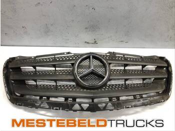 Kabīne un interjers MERCEDES-BENZ