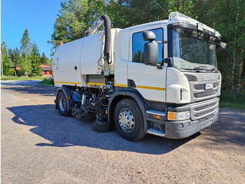 Ielu tīrīšanas mašīna SCANIA P