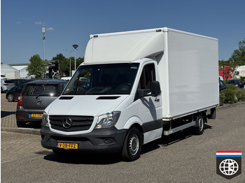 Furgons ar slēgtā virsbūve Mercedes-Benz Sprinter 316 CDI 1000kg load capacity - box - tailf lift: foto 2