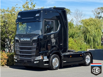 Vilcējs SCANIA S