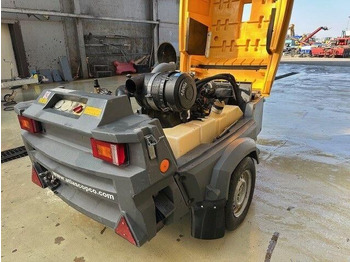 Gaisa kompresors Atlas-Copco XAS 67, Kompressor, 3,7m³, 3.5 - 9.5 bar, TOP: foto 5 Gaisa kompresors Atlas-Copco XAS 67, Kompressor, 3,7m³, 3.5 - 9.5 bar, TOP: foto 5