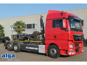 Pacēlājs ar āķi MAN TGX 26.440