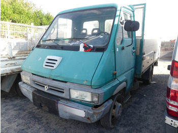 Komercauto pašizgāzējs RENAULT