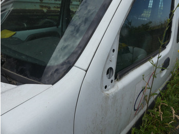 Kravas-pasažieru furgons REF:Immatriculée sous : SXP067 - Voiture Renault: foto 3
