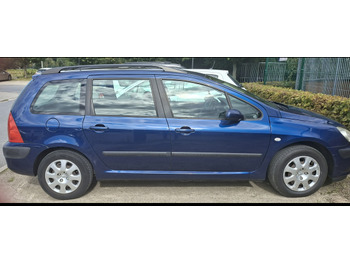 Vieglā automašīna PEUGEOT