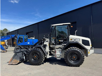 Riteņu iekrāvējs JCB 417