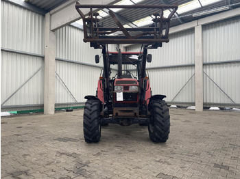 Traktors Case-IH 3230: foto 2