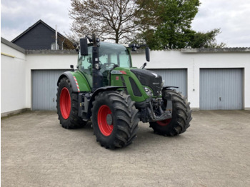 Traktors FENDT 724 Vario