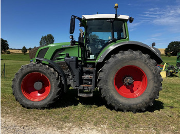Traktors FENDT 828 Vario