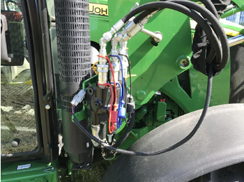 Traktors John Deere 5075E: foto 5