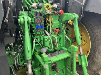 John Deere 6215R līzingu John Deere 6215R: foto 5