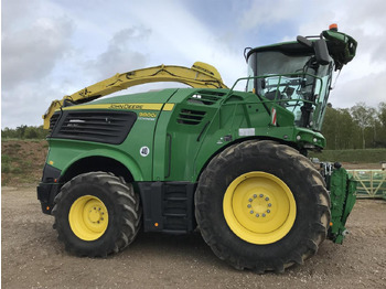 Lopbarības kombains JOHN DEERE