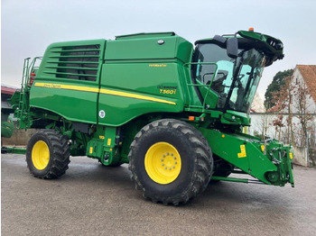 Labības kombains JOHN DEERE T560