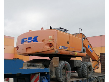 Riteņu ekskavators EXCABADORA DE RUEDAS E215W: foto 3 Riteņu ekskavators EXCABADORA DE RUEDAS E215W: foto 3