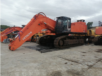 Kāpurķēžu ekskavators HITACHI