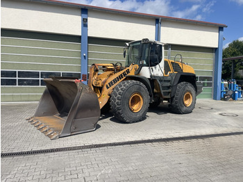 Riteņu iekrāvējs LIEBHERR L 576