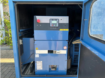 Elektroģenerators SDMO J110K John Deere 110 kVa silent noodstroom generatorset as New ! 40 hours !: foto 2