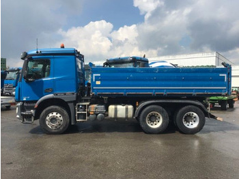 Kravas automašīna pašizgāzējs Mercedes-Benz Arocs 2643 6x4 Retarder Meiller 3-Seiten AHK Bet: foto 2