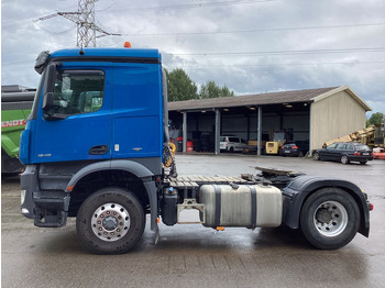 Vilcējs Mercedes-Benz Arocs 1846 HAD 4x4 Hydrodrive Kipphydr. Retarder: foto 2