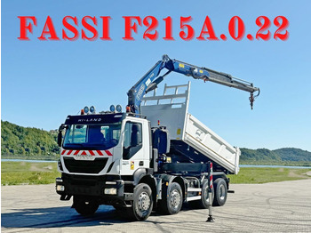 Kravas auto ar manipulatoru IVECO Trakker