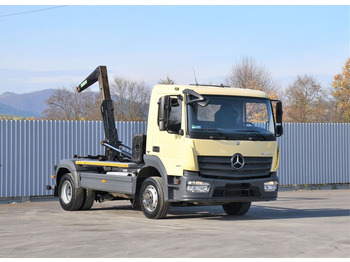 Pacēlājs ar āķi MERCEDES-BENZ Atego 1221