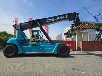 Sānu konteineru krāvējs KONECRANES
