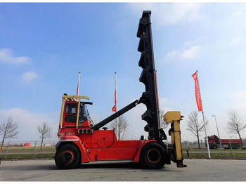 Konteineru iekrāvējs KONECRANES