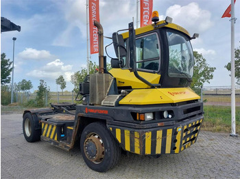Termināļa traktors TERBERG