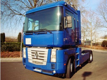 Vilcējs RENAULT AE 440: foto 1