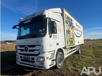 Kravas automašīna ar slēgto virsbūvi MERCEDES-BENZ Actros 1832