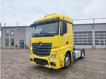 Vilcējs MERCEDES-BENZ Actros 1845