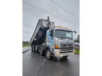 Kravas automašīna pašizgāzējs HINO