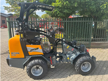 Riteņu iekrāvējs GIANT