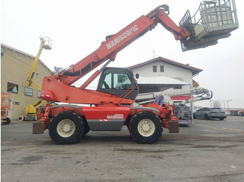 Teleskopiskais iekrāvējs MANITOU