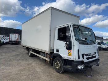 Kravas automašīna ar slēgto virsbūvi IVECO