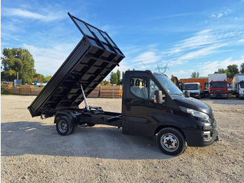 Komercauto pašizgāzējs IVECO Daily