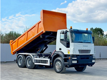Kravas automašīna pašizgāzējs IVECO Trakker