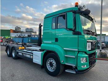 Bortu kravas automašīna/ Platforma MAN