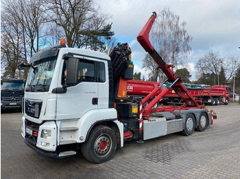 : fotogrāfija galvenē