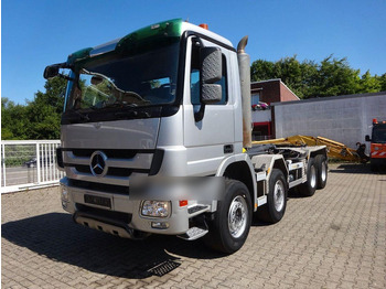Pacēlājs ar āķi MERCEDES-BENZ Actros 3244