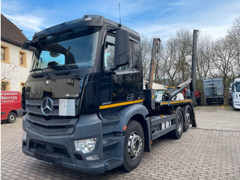 Būvgružu konteineru vedējs MERCEDES-BENZ Antos 2545