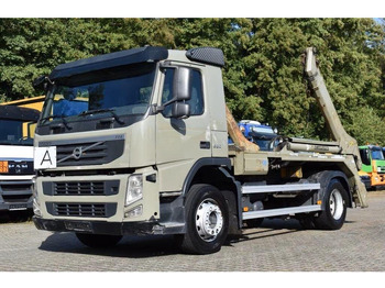 Būvgružu konteineru vedējs VOLVO FM 330