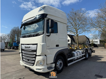 Konteineru vedējs/ Kravas automašīna ar noņemamā virsbūve DAF XF 480