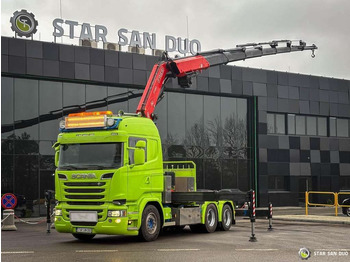 Kravas auto ar manipulatoru SCANIA R 520