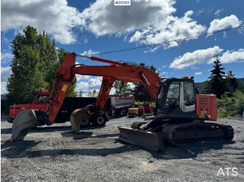 Ekskavators HITACHI ZX225