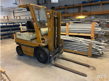 Elektroiekrāvējs TOYOTA