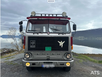 Bortu kravas automašīna/ Platforma, Kravas auto ar manipulatoru Volvo F89 46: foto 3