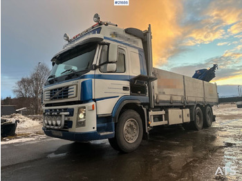 Kravas auto ar manipulatoru VOLVO FM12