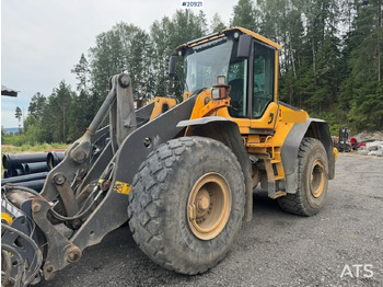 Riteņu iekrāvējs VOLVO L110F
